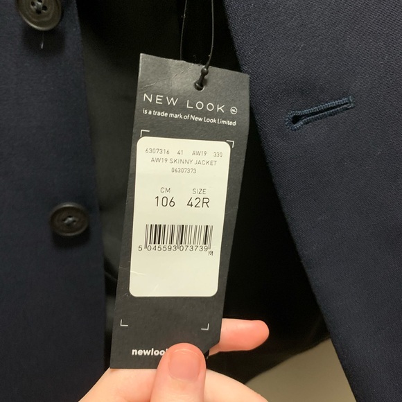 ASOS men’s suit - Picture 7 of 7